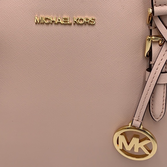 MICHAEL KORS CHARLOTTE LARGE TOP ZIP POWDER BLUSH - Picture 15 of 16